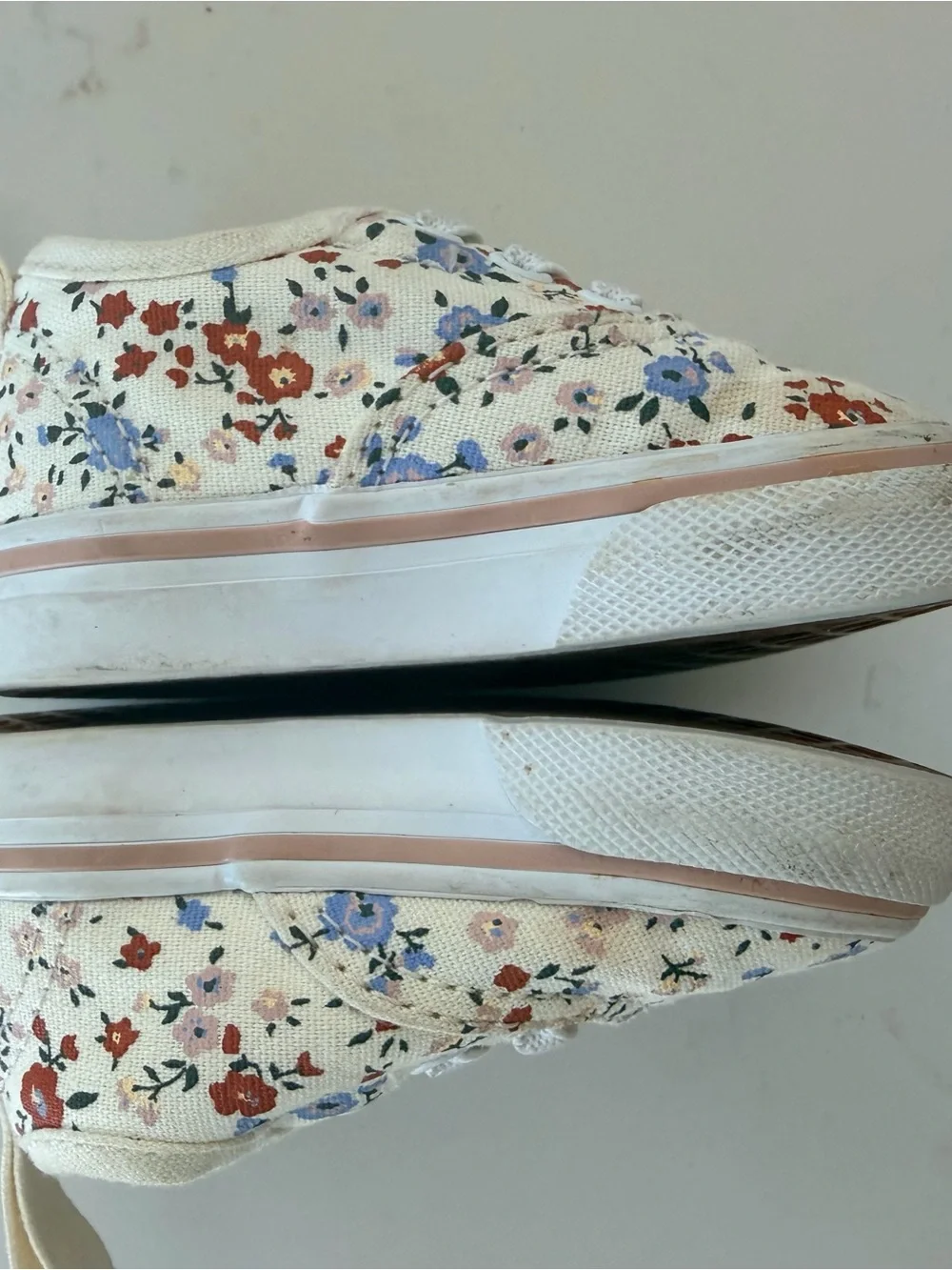 Floral Baby Vans - size 2.5